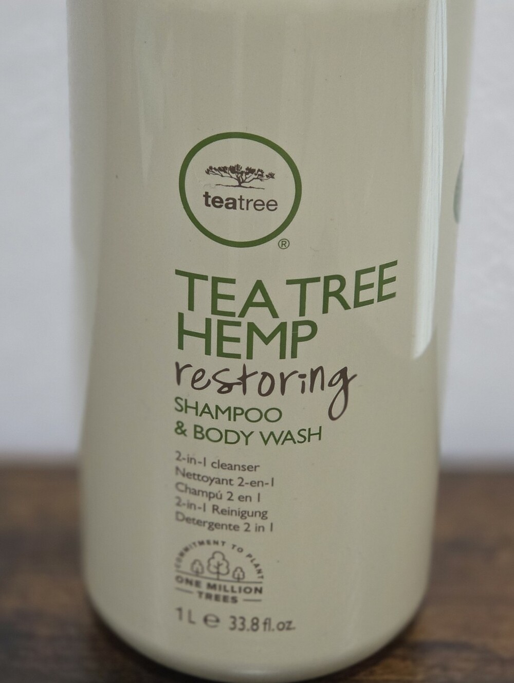 Paul Mitchell Tea Tree Hemp Restoring Shampoo & Body Wash - Picture 3 of 4